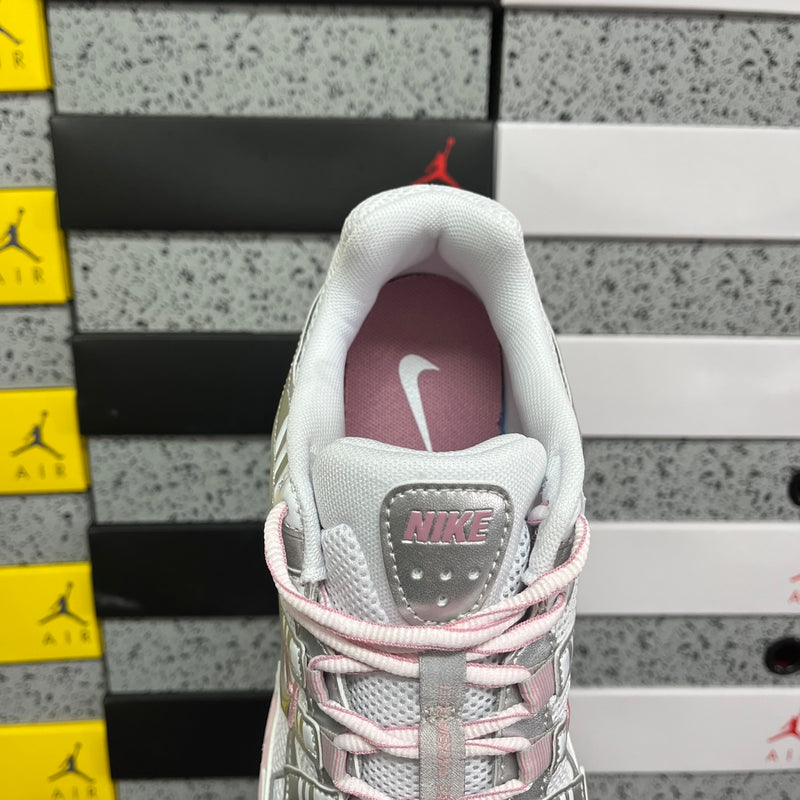 NIKE P-6000 PREMIUM 1.1