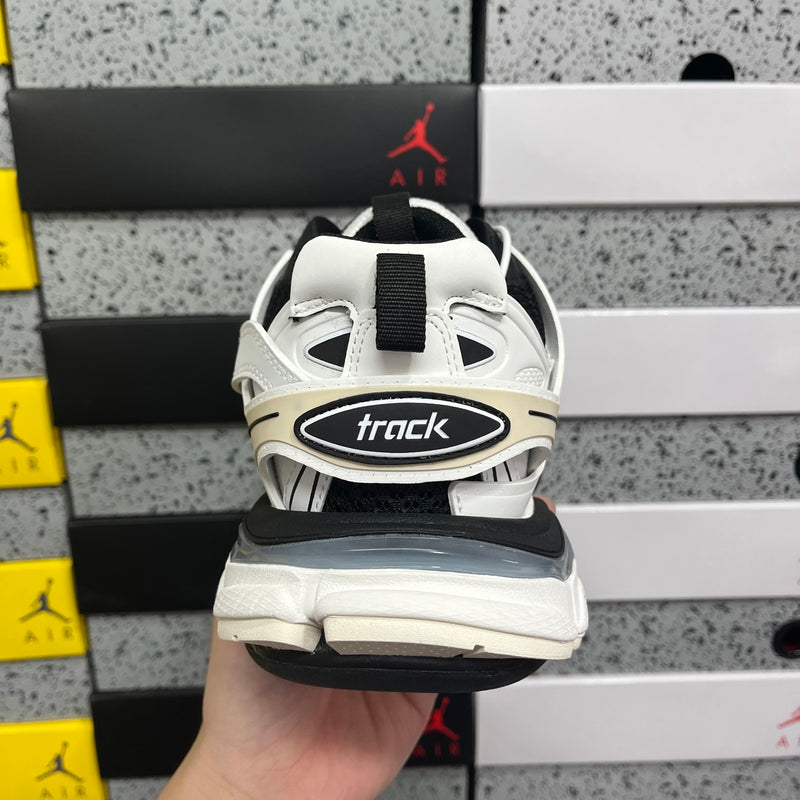 BALENCIAGA TRACK 3.0 PREMIUM 1.1