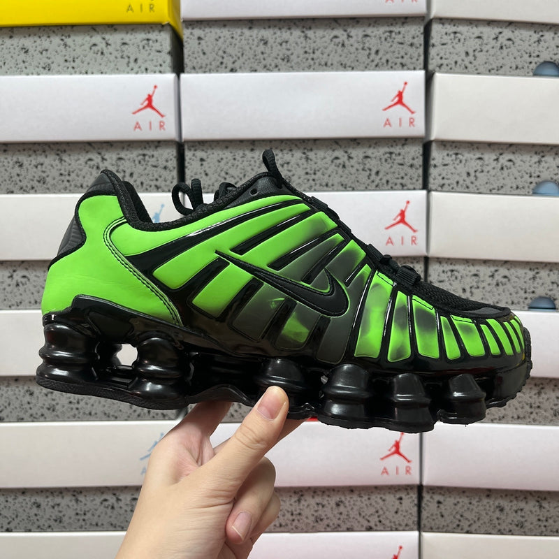 NIKE SHOX 12 MOLAS THERMO REACTIVE  PREMIUM 1.1