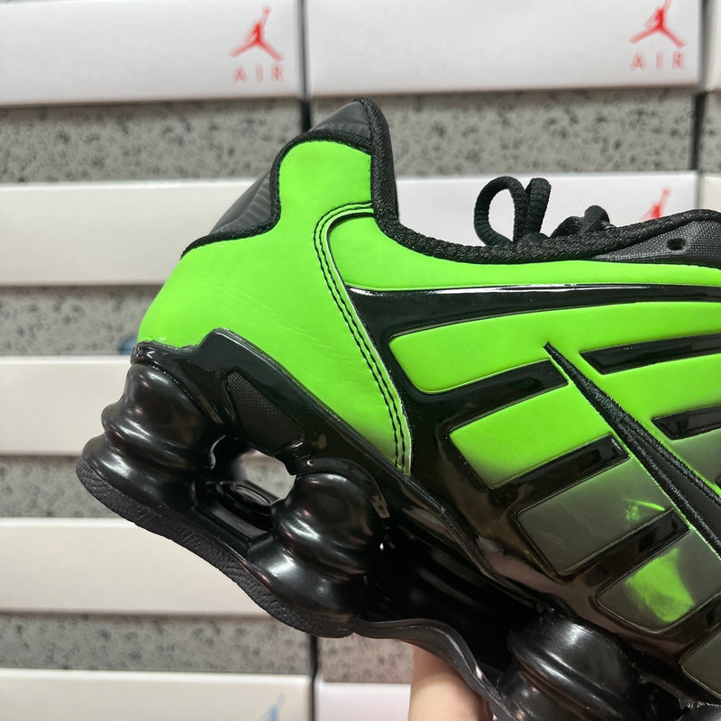 NIKE SHOX 12 MOLAS THERMO REACTIVE  PREMIUM 1.1