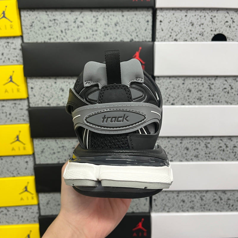 BALENCIAGA TRACK 3.0 PREMIUM 1.1