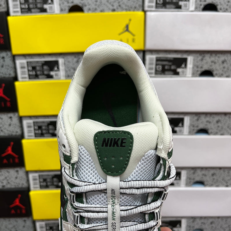 NIKE P-6000 PREMIUM 1.1
