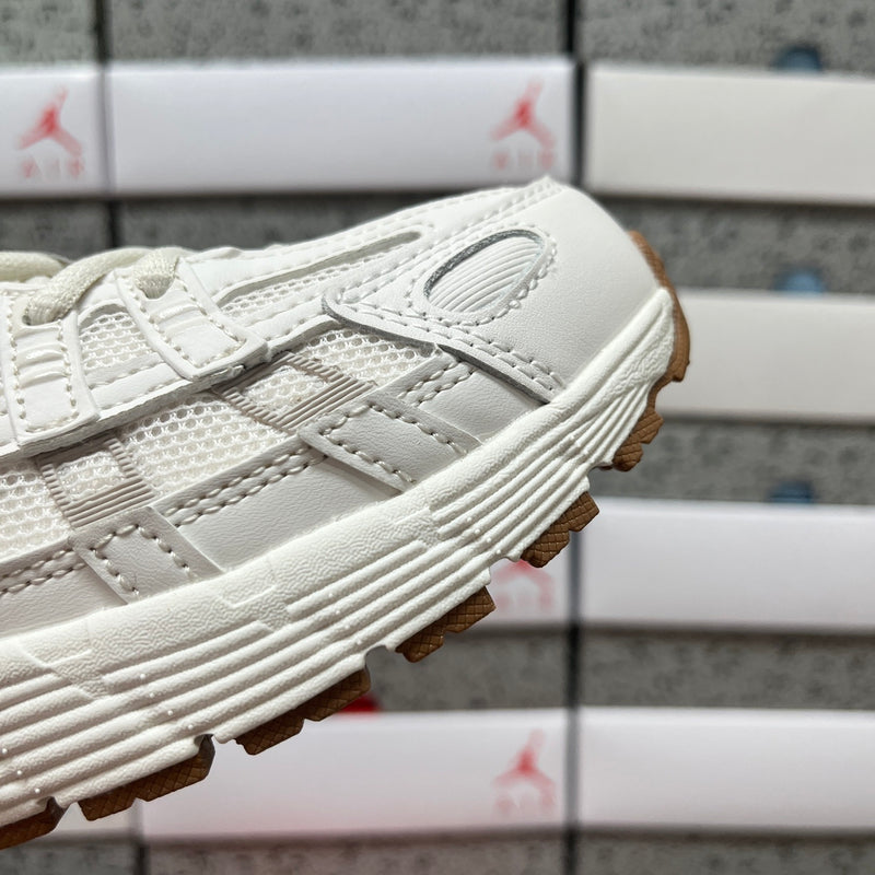 NIKE P-6000 PREMIUM 1.1