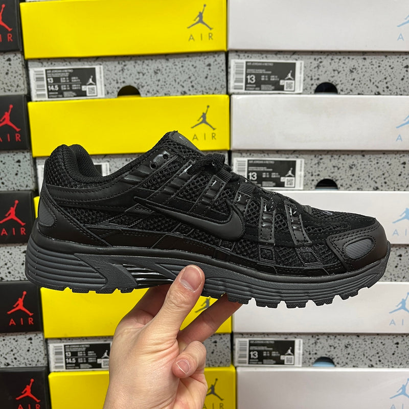 NIKE P-6000 PREMIUM 1.1