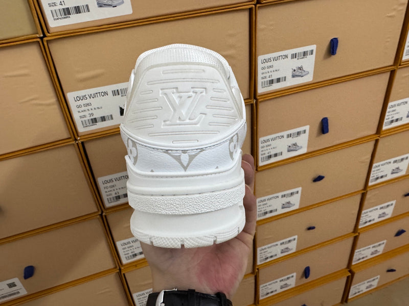 LOUIS VUITTON RUNNERS PREIUM 1.1 SHOES