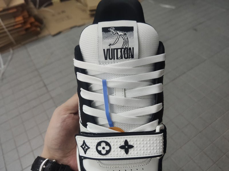 Louis Vuitton LV premium 1.1 Sneaker