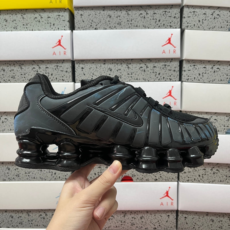 NIKE SHOX 12 MOLAS  THERMO REACTIVE PREMIUM 1.1