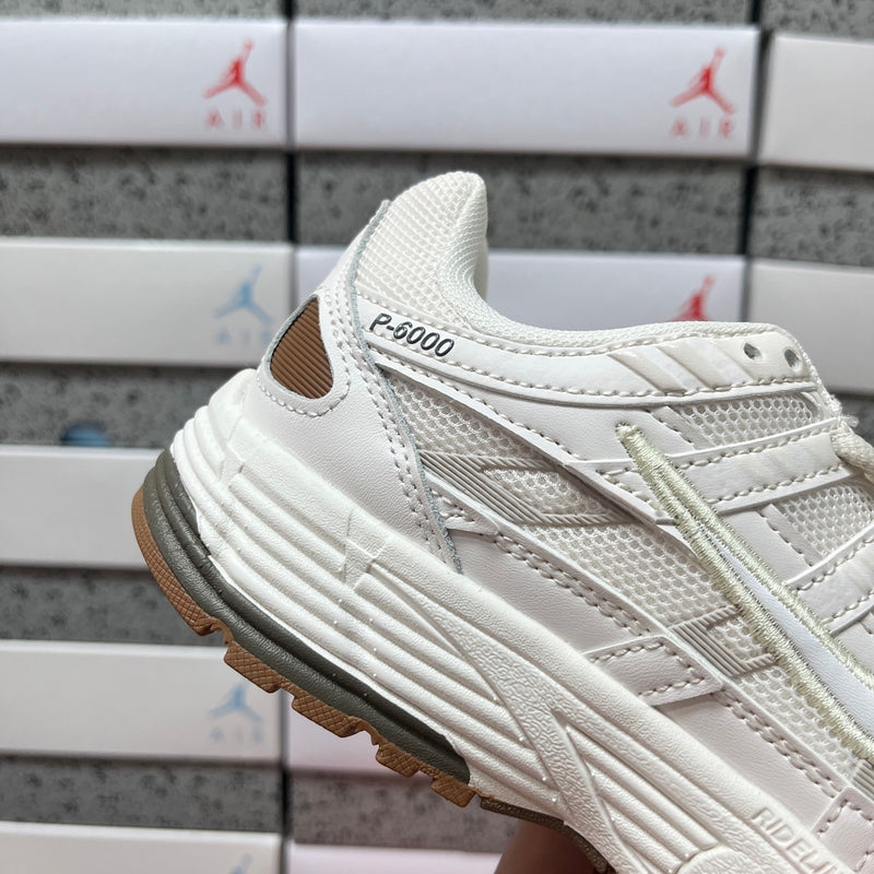NIKE P-6000 PREMIUM 1.1