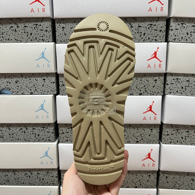 UGG SNOW BOOTS PREMIUM 1.1