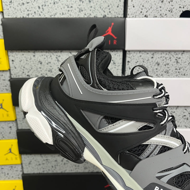BALENCIAGA TRACK 3.0 PREMIUM 1.1
