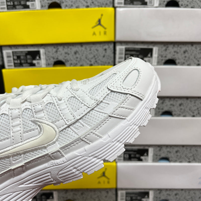 NIKE P-6000 PREMIUM 1.1