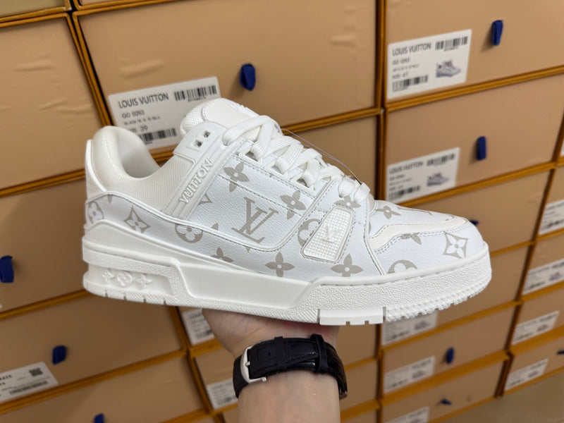 LOUIS VUITTON RUNNERS PREIUM 1.1 SHOES