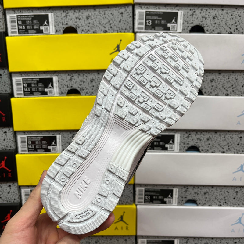NIKE P-6000 PREMIUM 1.1