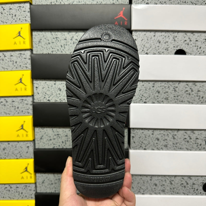 UGG SNOW BOOTS PREMIUM 1.1