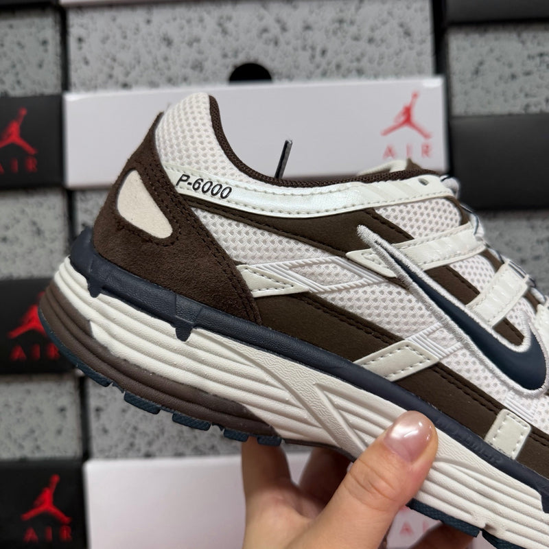 NIKE P-6000 PREMIUM 1.1