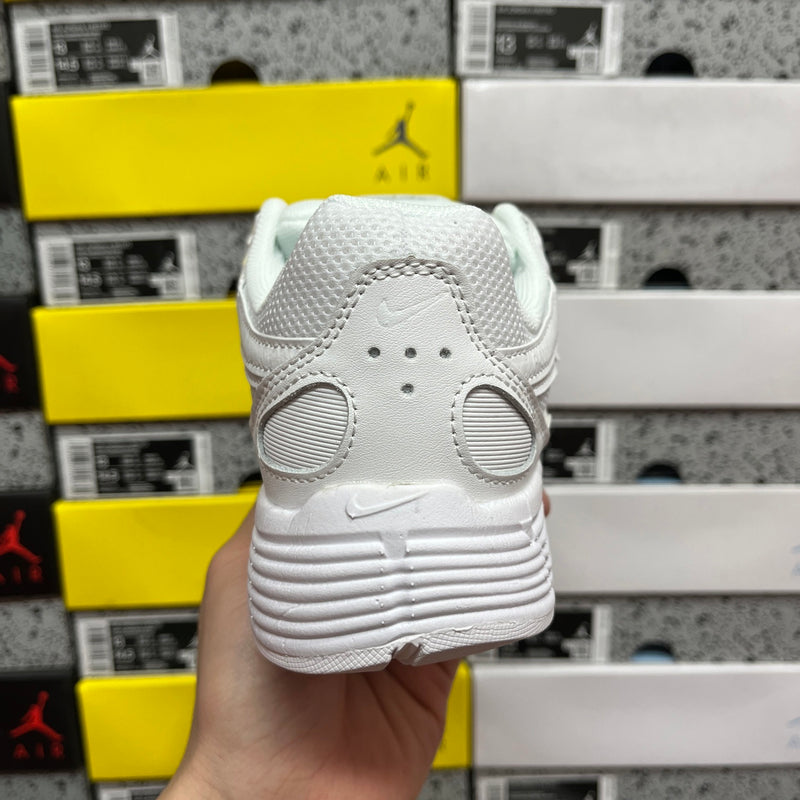 NIKE P-6000 PREMIUM 1.1