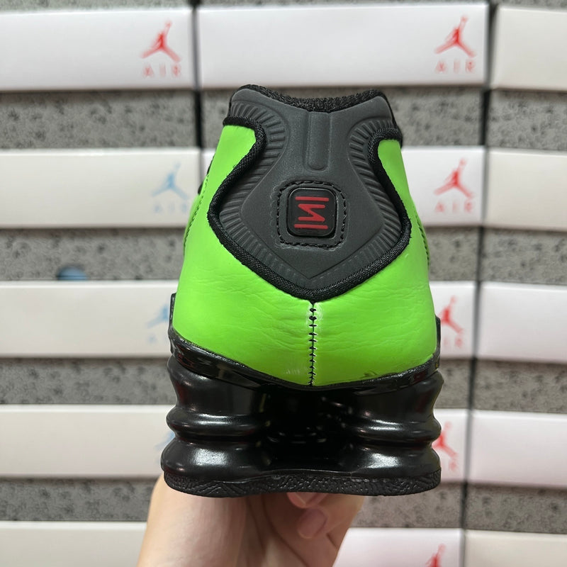 NIKE SHOX 12 MOLAS THERMO REACTIVE  PREMIUM 1.1