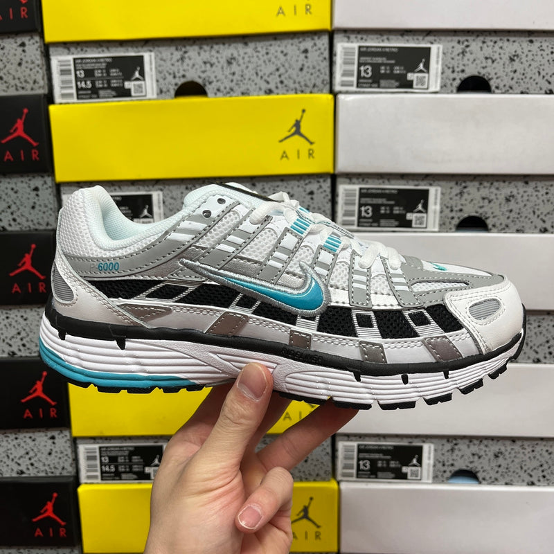 NIKE P-6000 PREMIUM 1.1