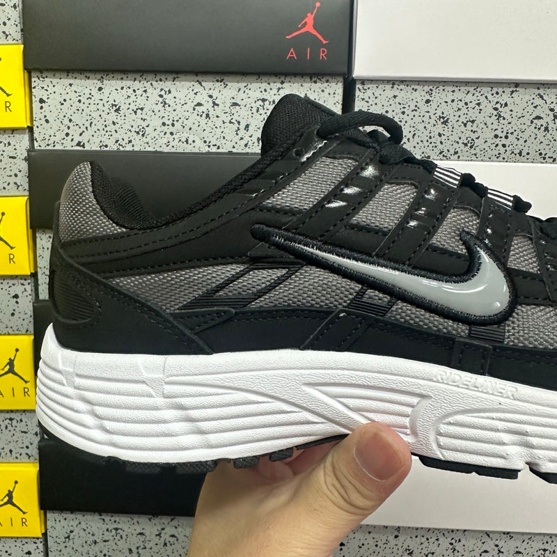 NIKE P-6000 PREMIUM 1.1