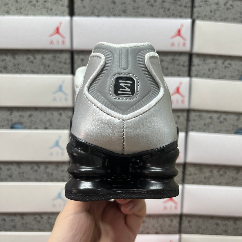 NIKE SHOX 12 MOLAS PREMIUM 1.1
